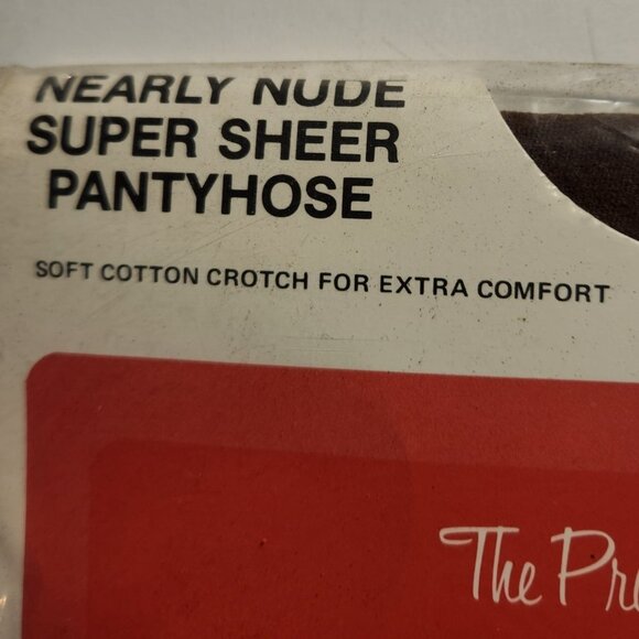 Super Sheer Pantyhose Soft Cotton Crotch Size Average 115-135 Lbs accent - Picture 2 of 4